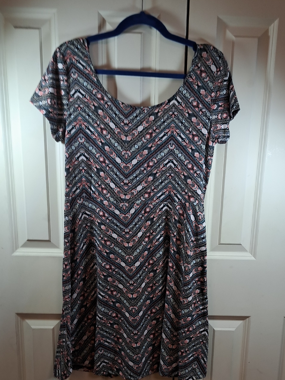 Bobbie Brooks Pink and Black Chevron Midi Dress